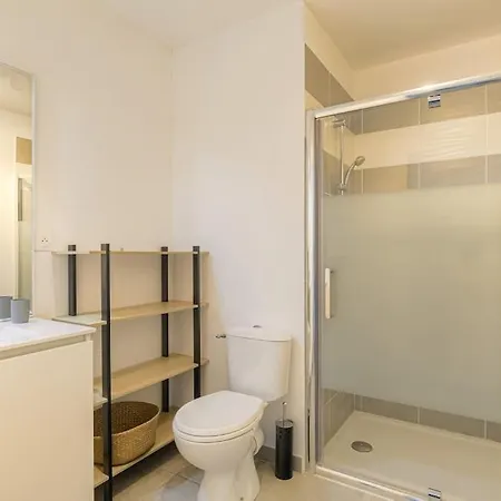Appartement Avec Parking Souterrain Et Copropriete Calme Villefranche-sur-Saône Exterior foto